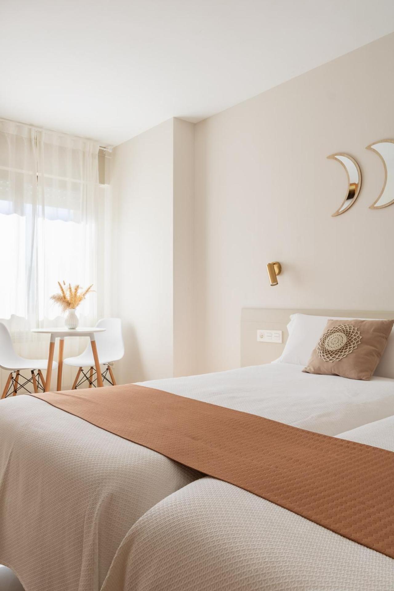 Hostal Lobrega Torrecilla en Cameros 外观 照片