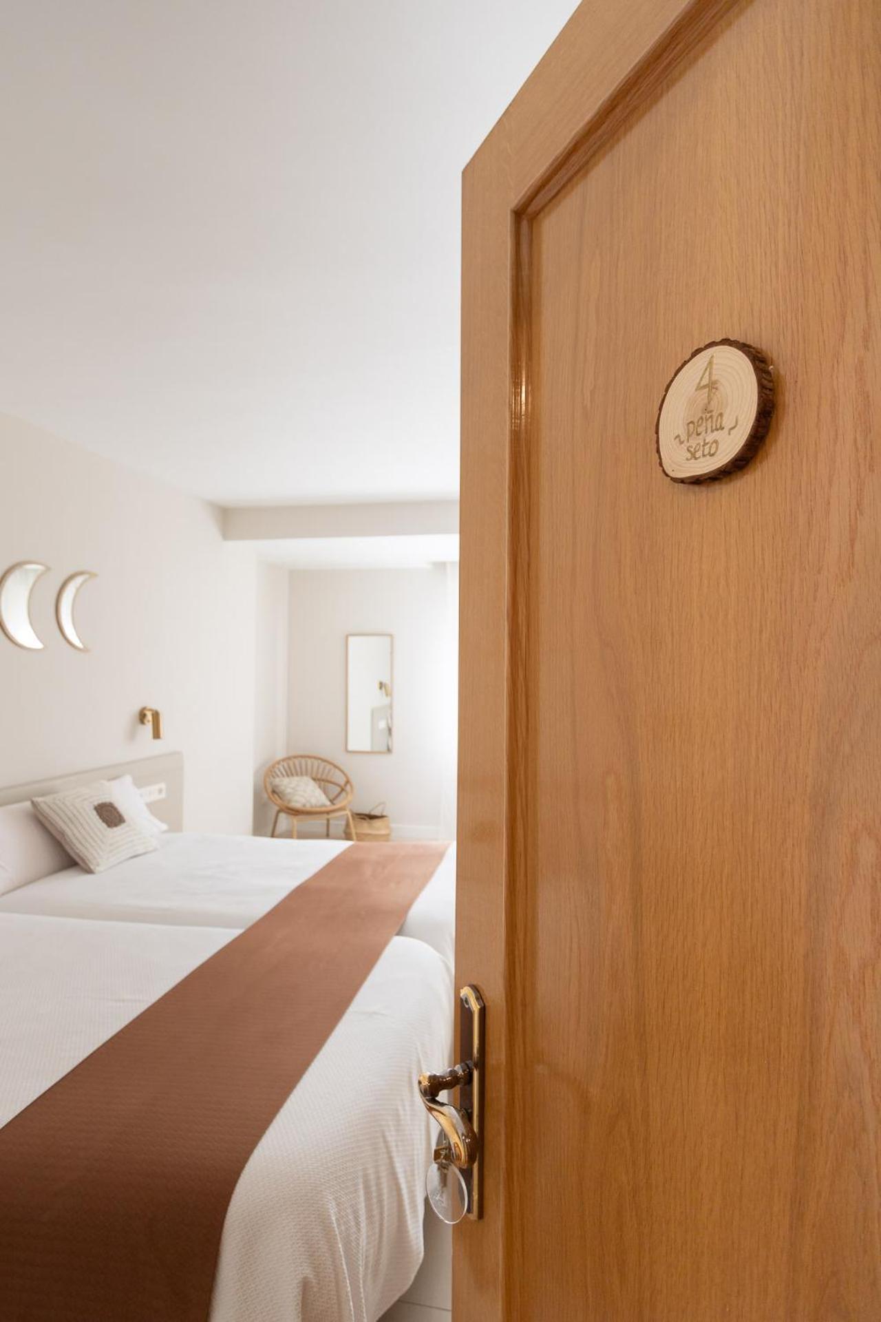 Hostal Lobrega Torrecilla en Cameros 外观 照片