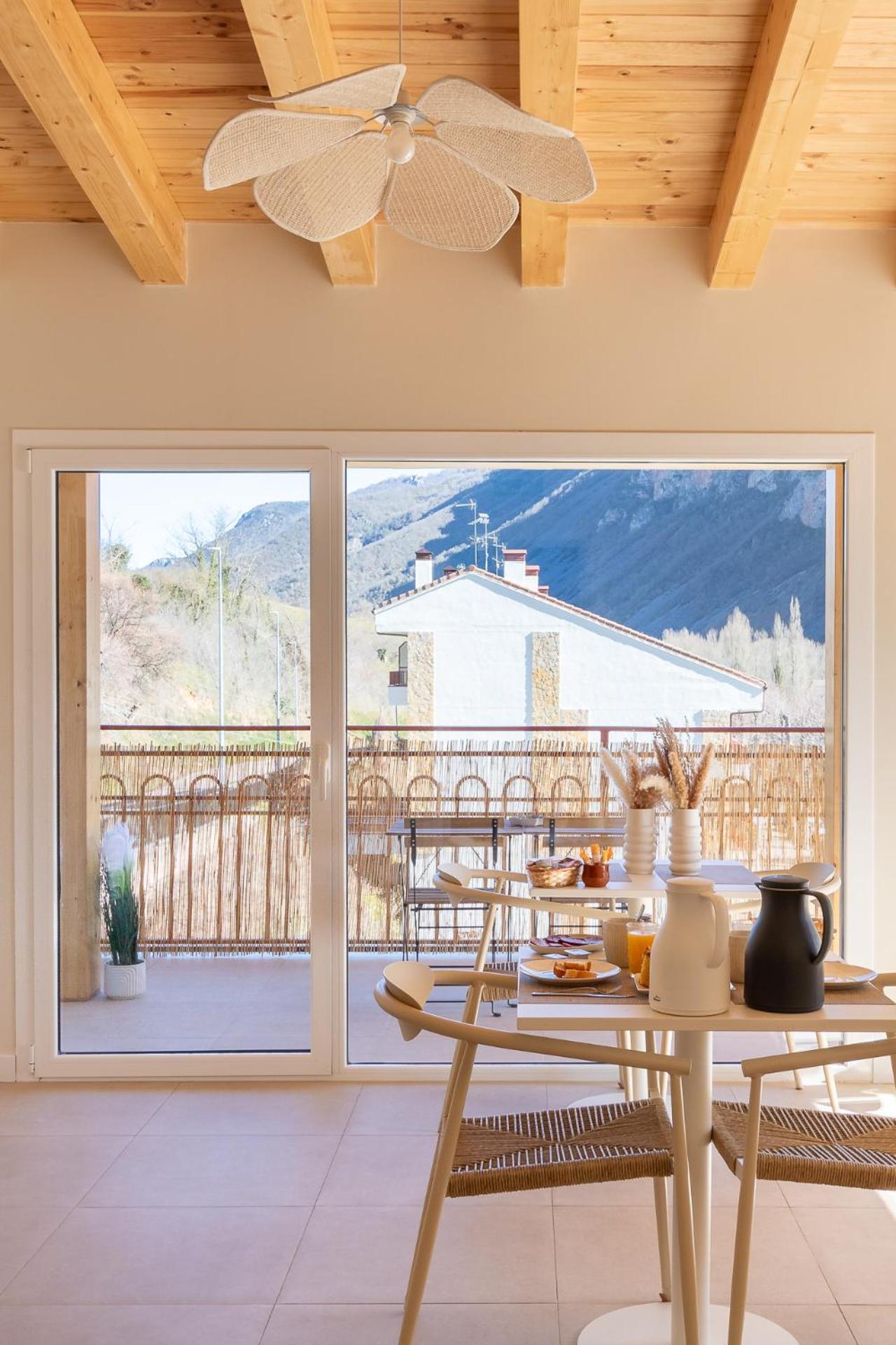 Hostal Lobrega Torrecilla en Cameros 外观 照片