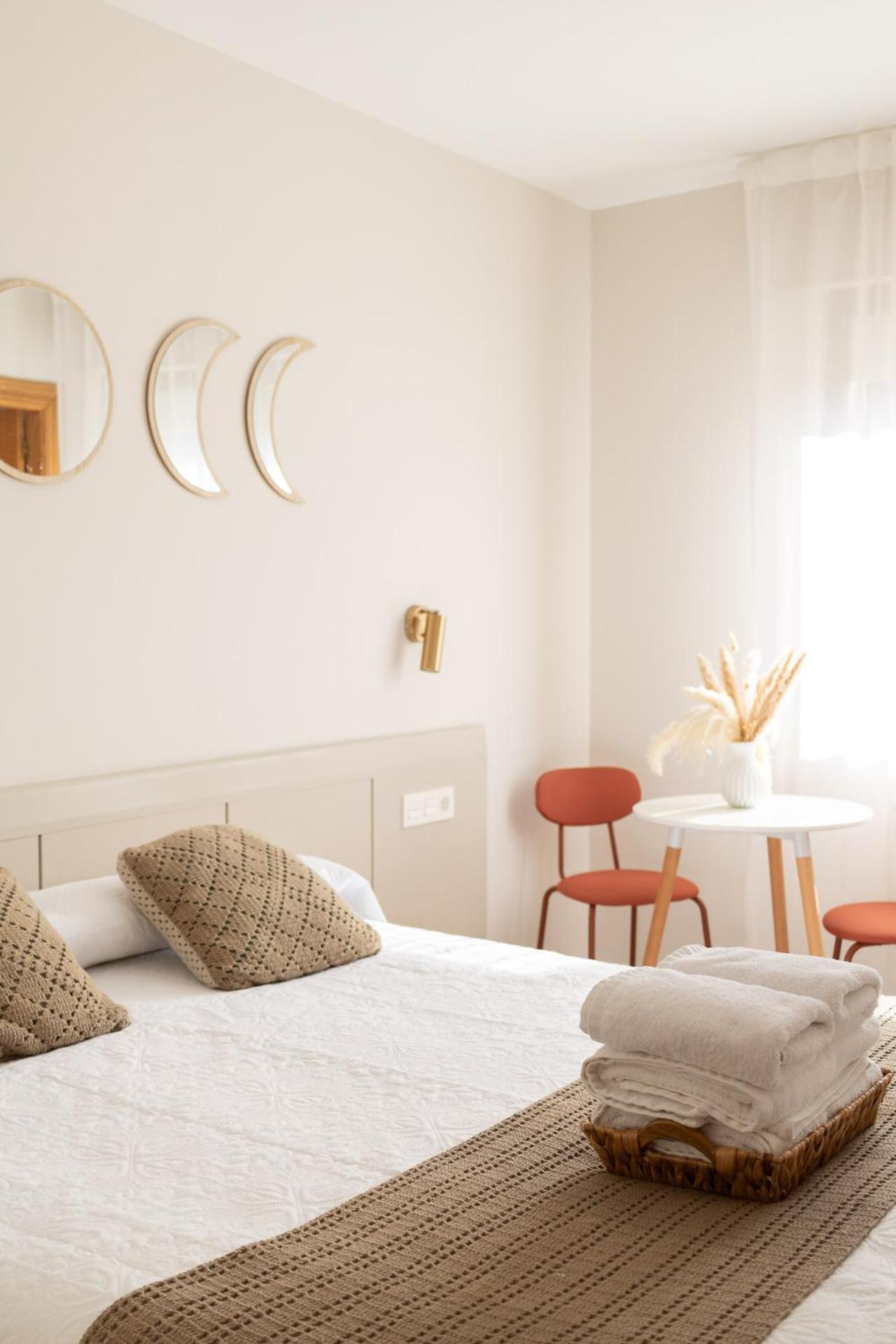 Hostal Lobrega Torrecilla en Cameros 外观 照片