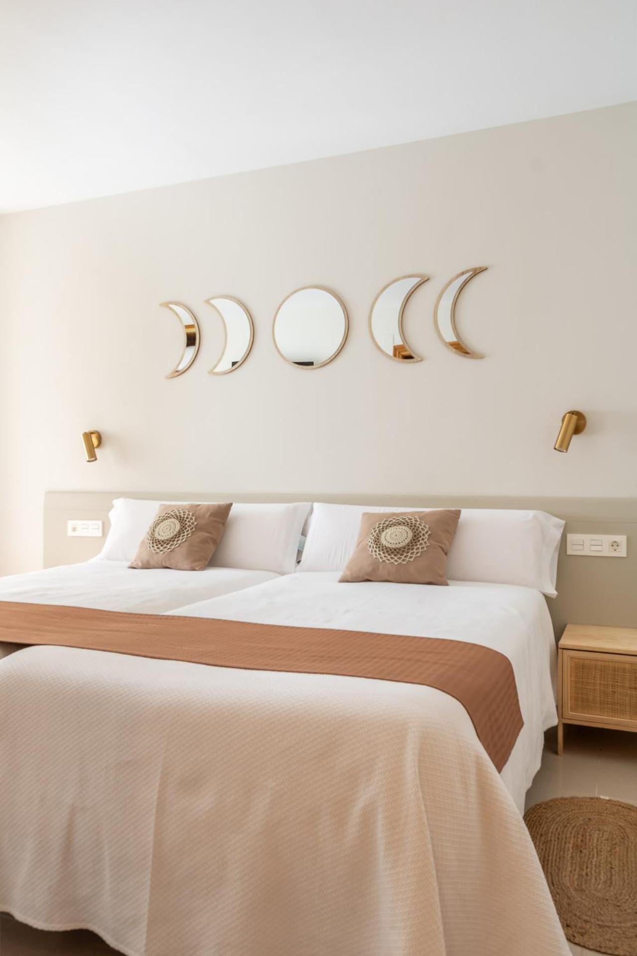 Hostal Lobrega Torrecilla en Cameros 外观 照片